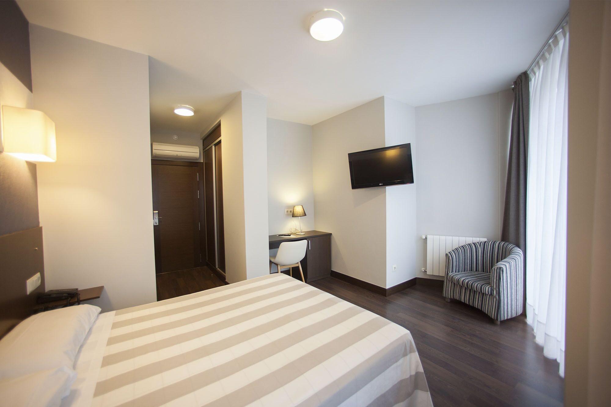 ซิริมิริ Hotel บิลเบา ภายนอก รูปภาพ