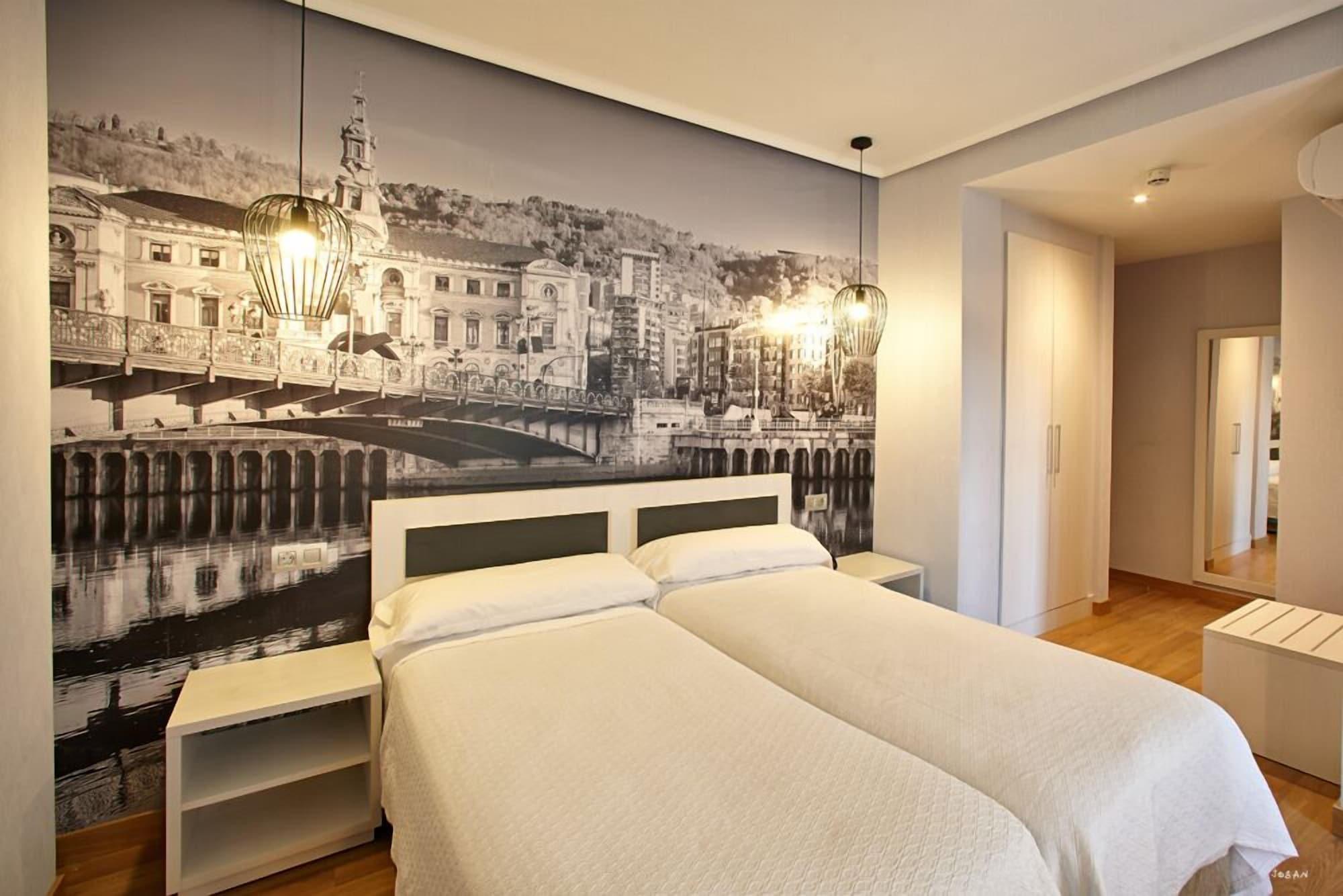 ซิริมิริ Hotel บิลเบา ภายนอก รูปภาพ