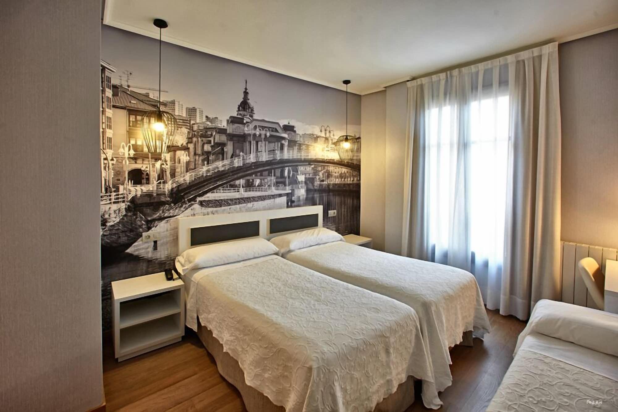 ซิริมิริ Hotel บิลเบา ภายนอก รูปภาพ