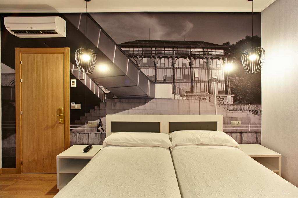 ซิริมิริ Hotel บิลเบา ภายนอก รูปภาพ